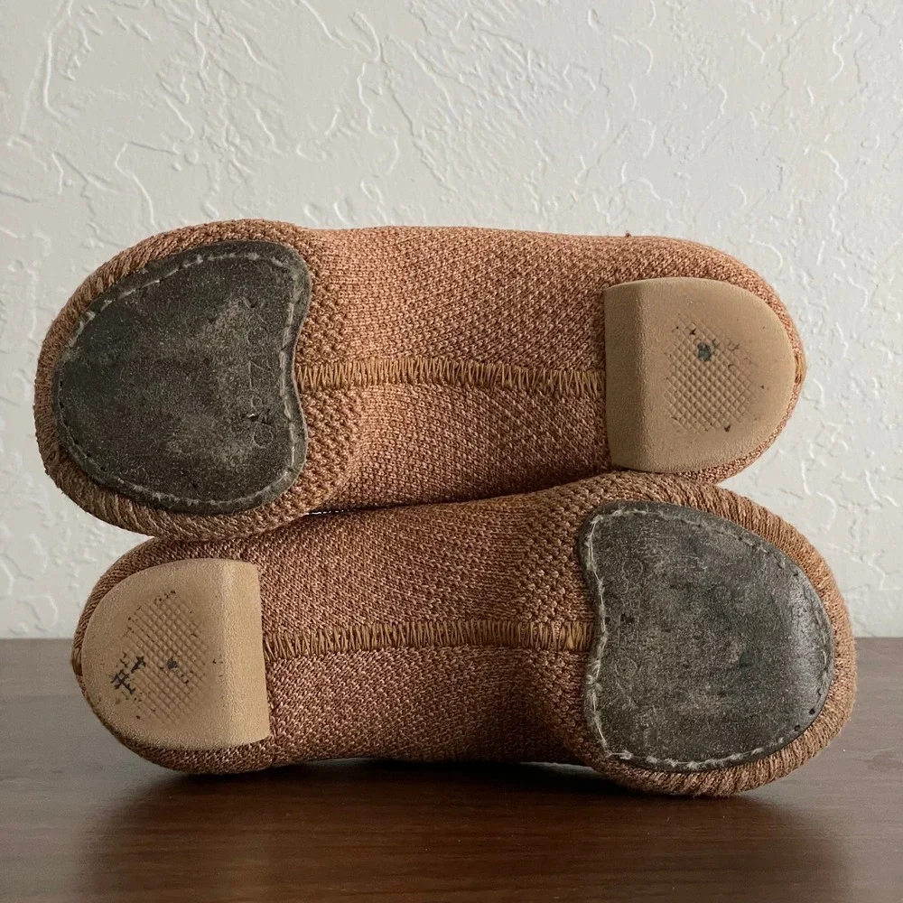 Capezio Jazz Shoes Toddler size 13 Natural Pure Knit Dance Studio Slip-On Ballet